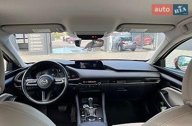 Седан Mazda 3 2019 в Львове