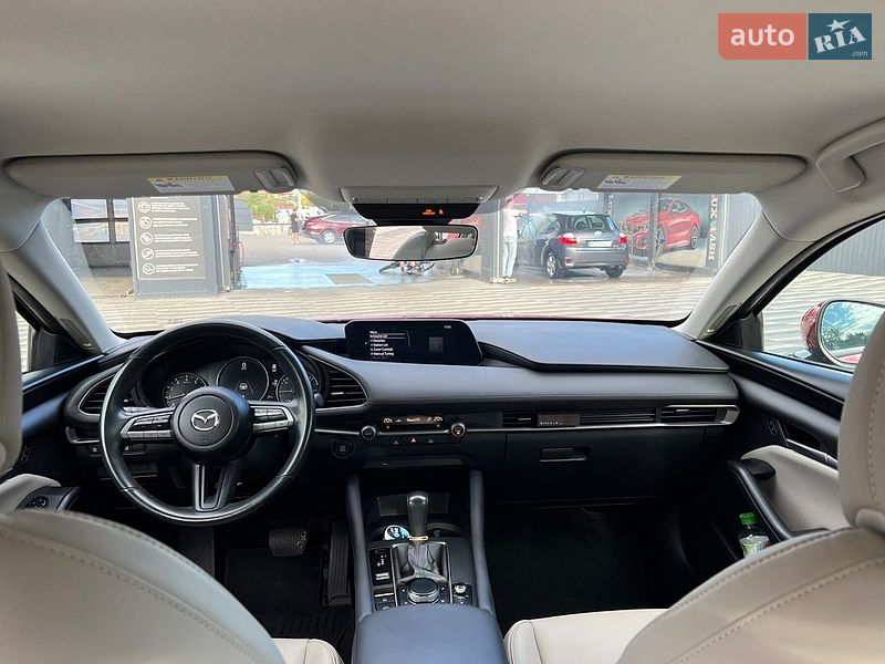 Седан Mazda 3 2019 в Львове