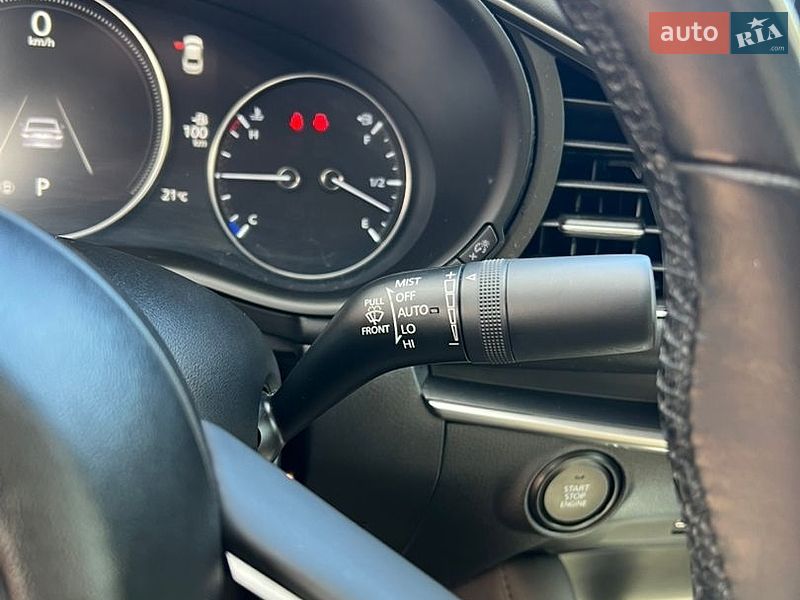 Седан Mazda 3 2019 в Львове