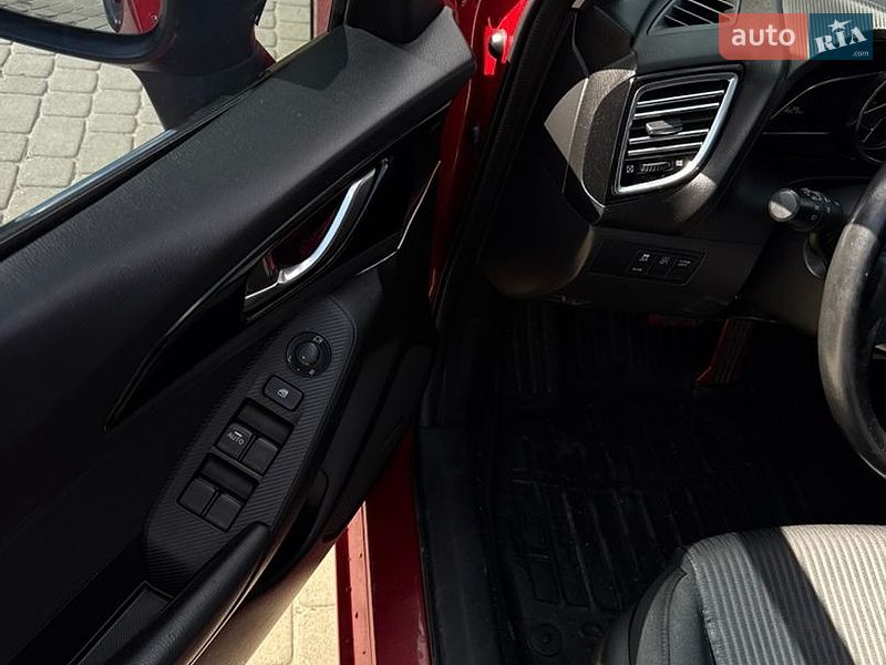 Хетчбек Mazda 3 2014 в Кременці
