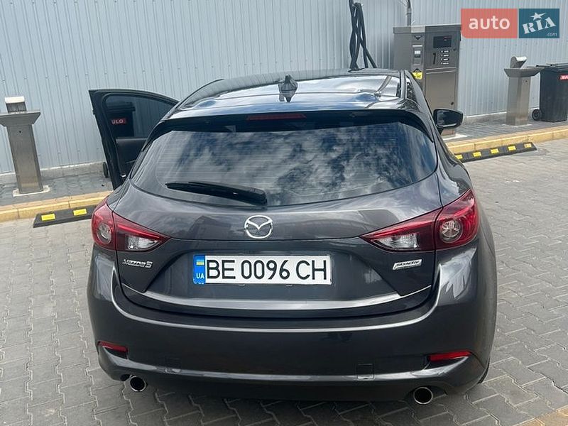Хетчбек Mazda 3 2016 в Миколаєві