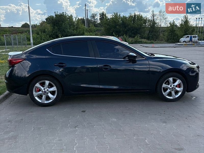 Седан Mazda 3 2017 в Конотопе