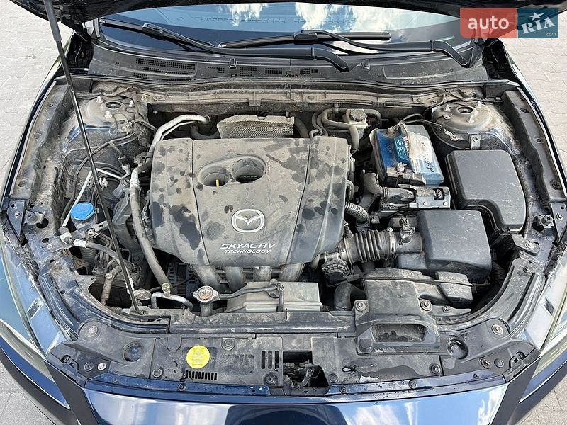 Седан Mazda 3 2017 в Конотопе