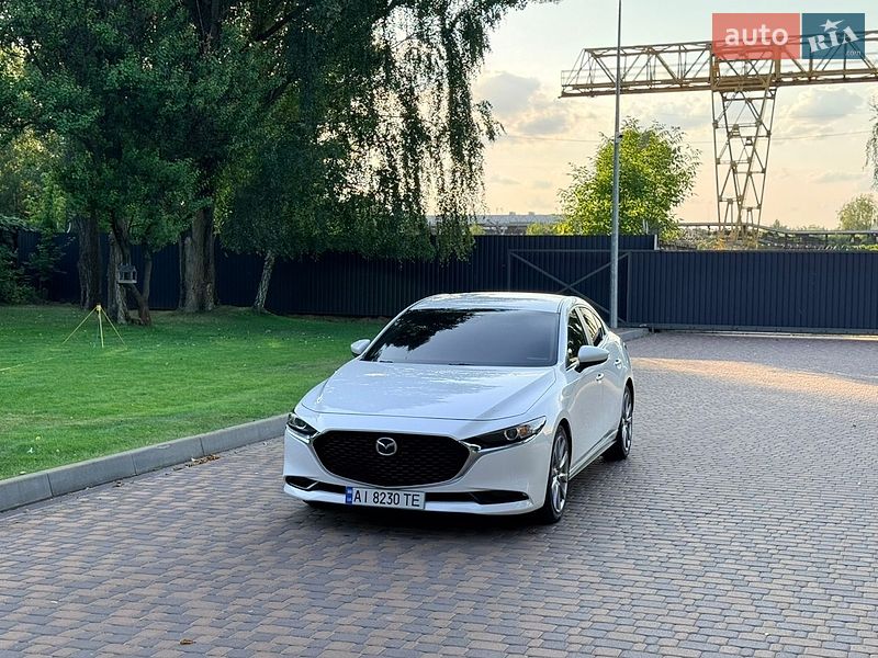 Седан Mazda 3 2020 в Киеве