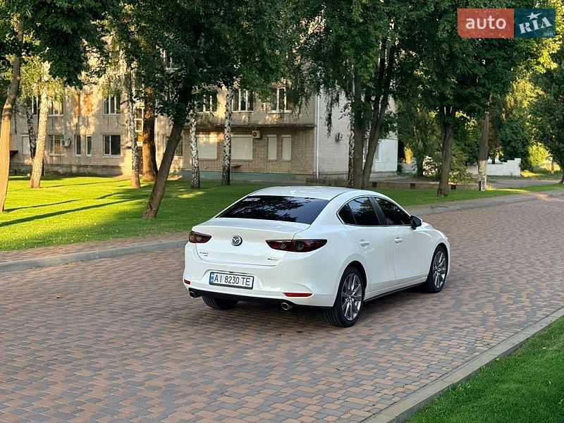 Седан Mazda 3 2020 в Киеве