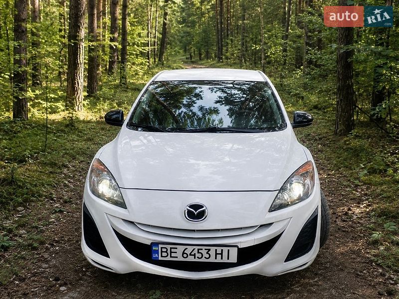 Седан Mazda 3 2013 в Николаеве фото 2 Седан Mazda 3 2013 в Николаеве