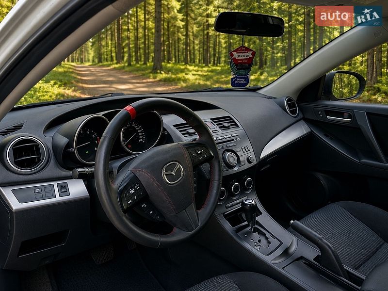 Седан Mazda 3 2013 в Николаеве фото 9 Седан Mazda 3 2013 в Николаеве