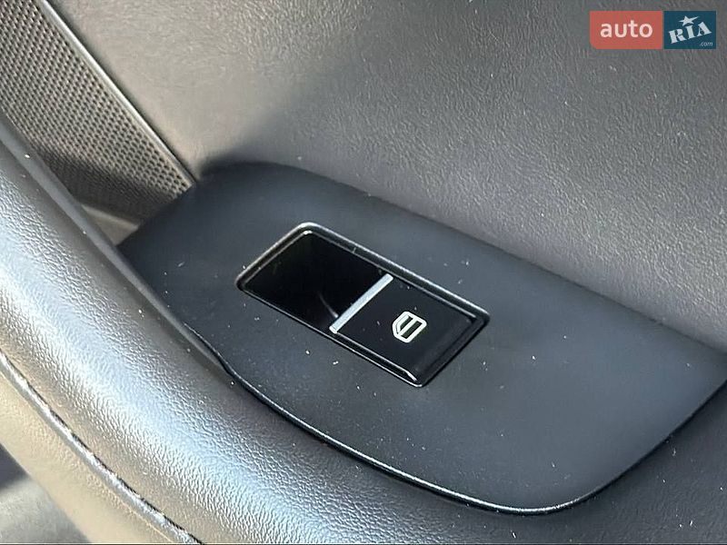 Седан Mazda 3 2024 в Ахтырке фото 42 Седан Mazda 3 2024 в Ахтырке