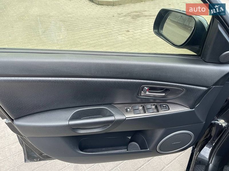 Хэтчбек Mazda 3 2008 в Вараше фото 17 Хэтчбек Mazda 3 2008 в Вараше