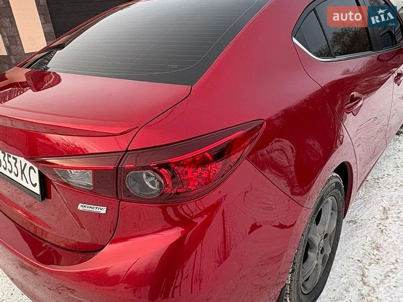 Седан Mazda 3 2018 в Харькове