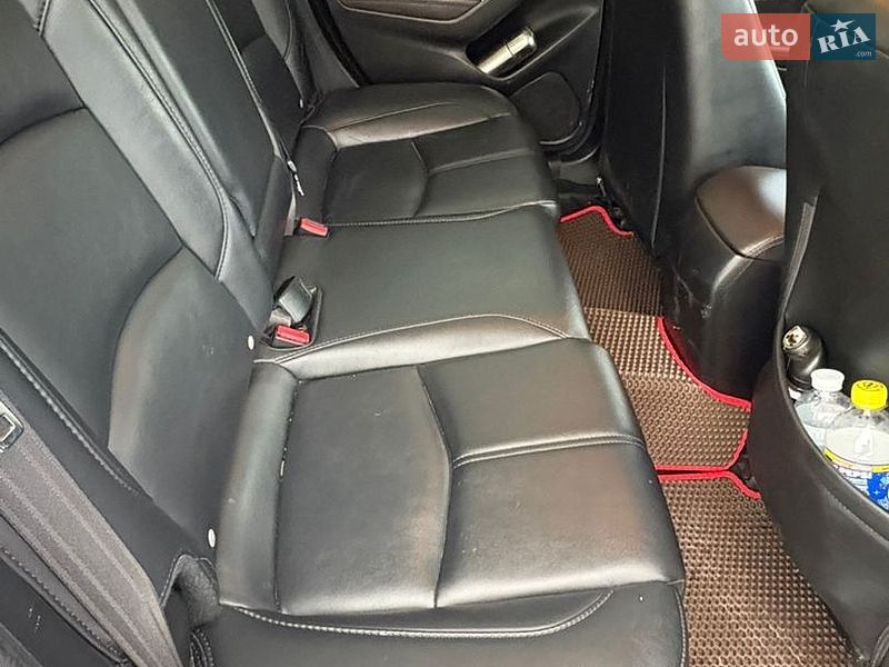 Седан Mazda 3 2018 в Харькове