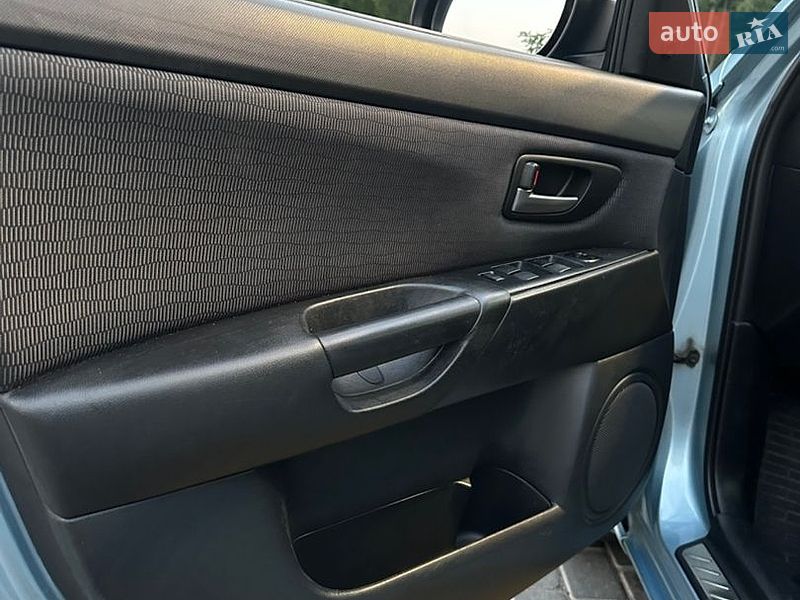 Седан Mazda 3 2007 в Дніпрі