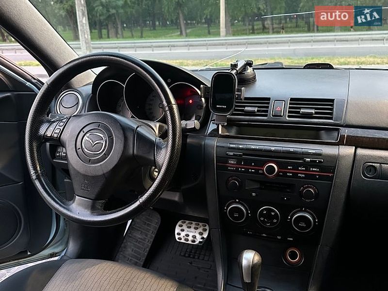 Седан Mazda 3 2007 в Дніпрі
