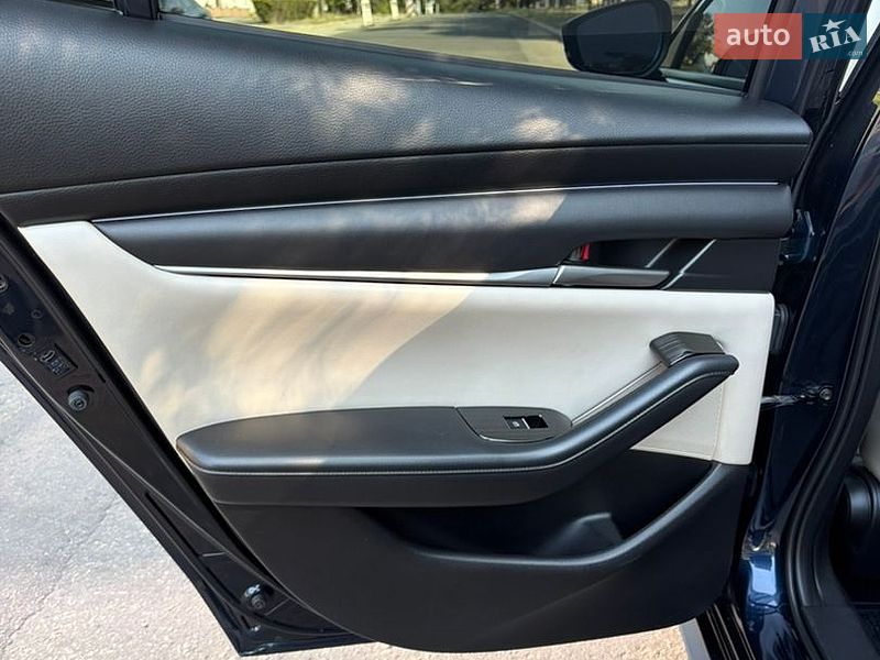 Седан Mazda 3 2020 в Николаеве фото 22 Седан Mazda 3 2020 в Николаеве