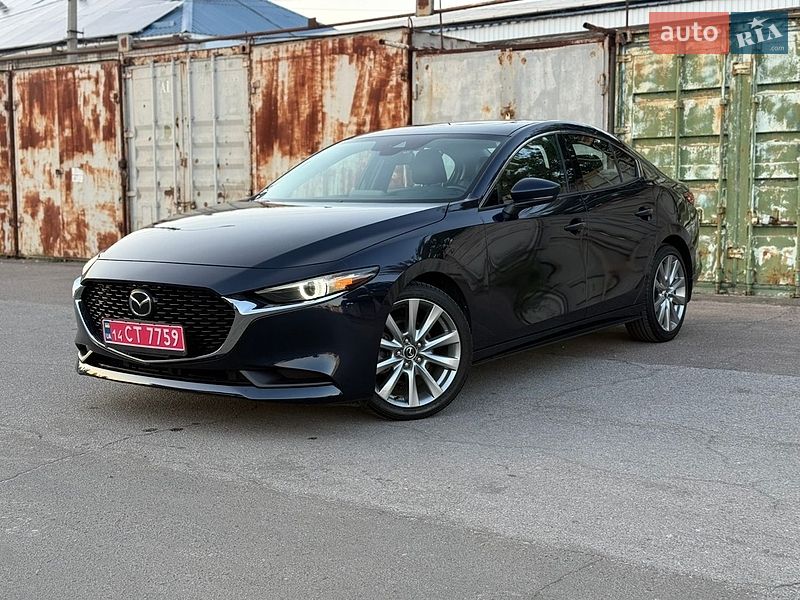 Седан Mazda 3 2019 в Черкасах