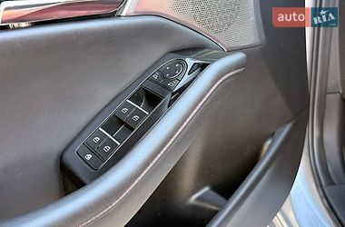 Хетчбек Mazda 3 2022 в Києві