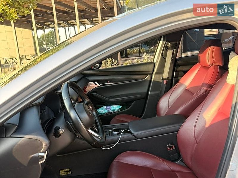 Хетчбек Mazda 3 2022 в Києві