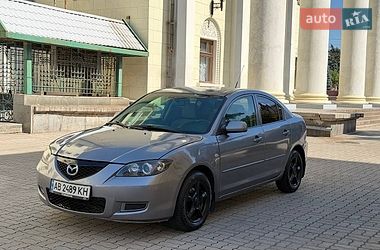 Седан Mazda 3 2004 в Запоріжжі