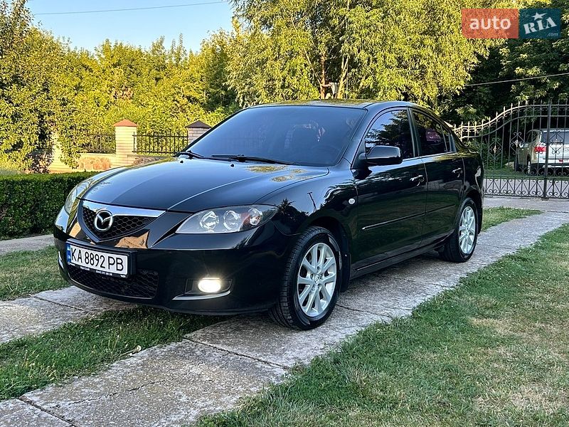 Седан Mazda 3 2008 в Киеве