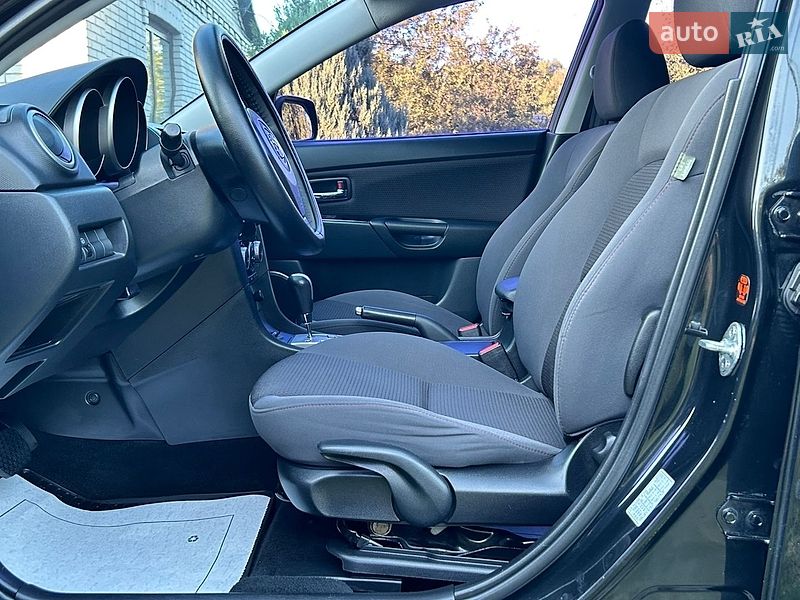 Седан Mazda 3 2008 в Киеве