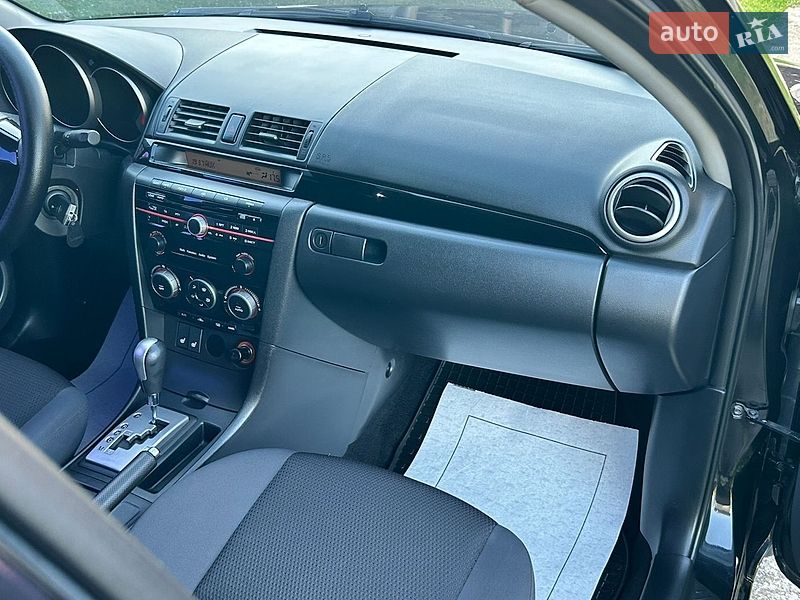Седан Mazda 3 2008 в Киеве