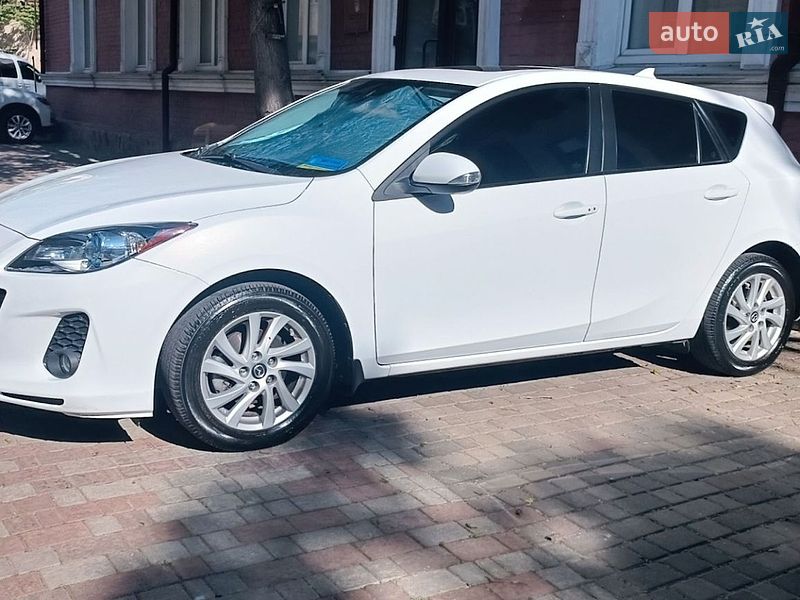 Хэтчбек Mazda 3 2013 в Одессе