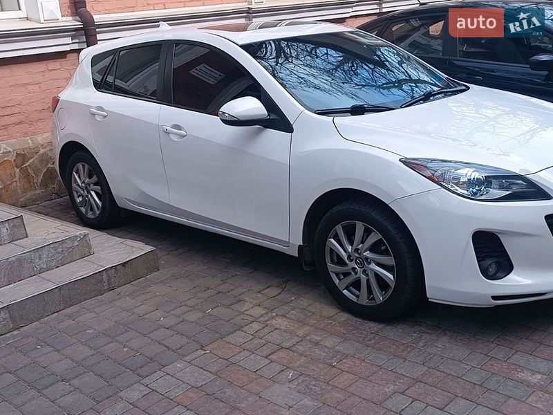 Хэтчбек Mazda 3 2013 в Одессе