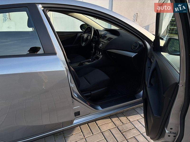 Хэтчбек Mazda 3 2009 в Белой Церкви