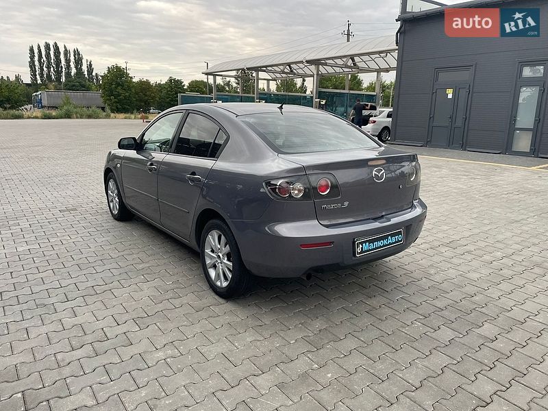 Седан Mazda 3 2007 в Николаеве