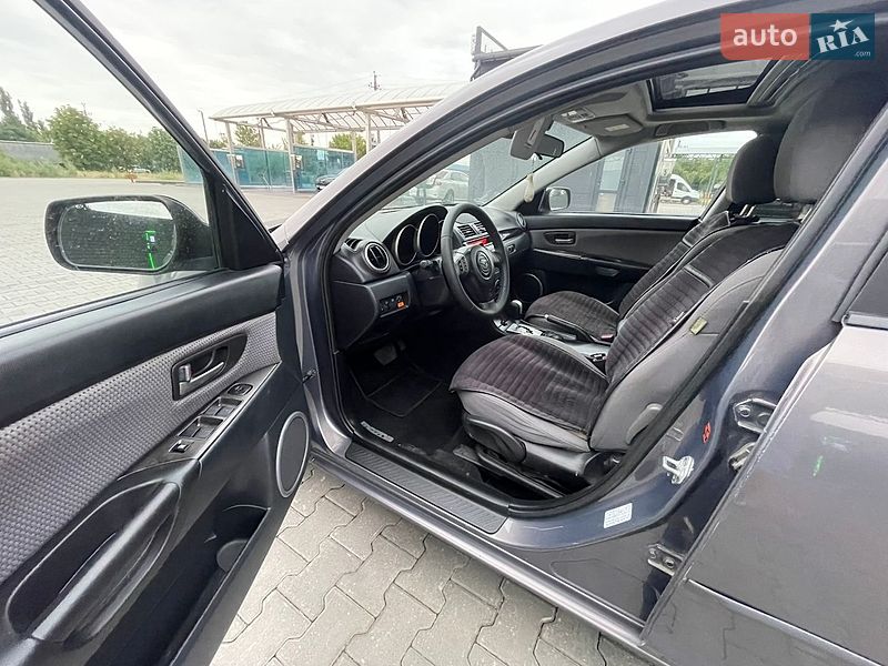 Седан Mazda 3 2007 в Николаеве