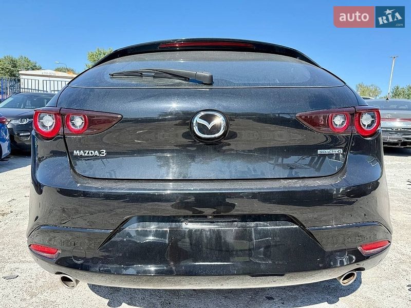 Хэтчбек Mazda 3 2023 в Киеве