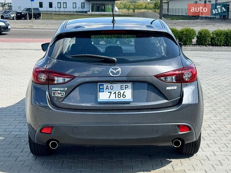 Хетчбек Mazda 3 2015 в Хусті