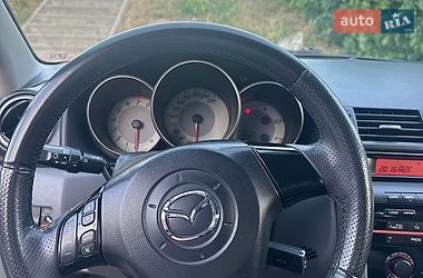 Седан Mazda 3 2007 в Мукачево