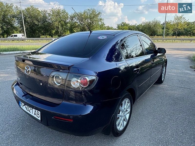 Седан Mazda 3 2009 в Запоріжжі