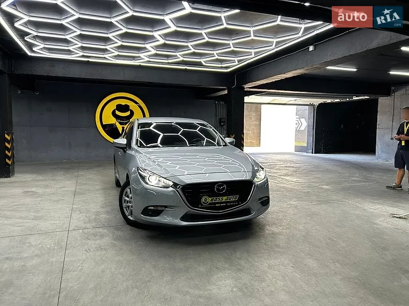 Mazda 3 2016
