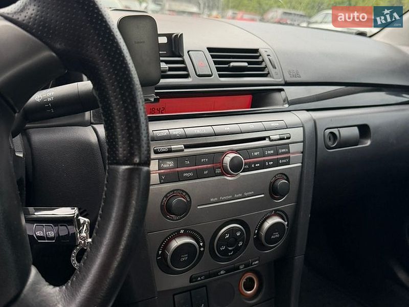 Седан Mazda 3 2007 в Києві