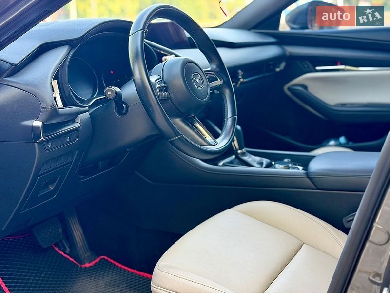 Хэтчбек Mazda 3 2019 в Харькове