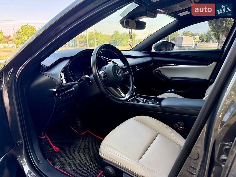 Хэтчбек Mazda 3 2019 в Харькове