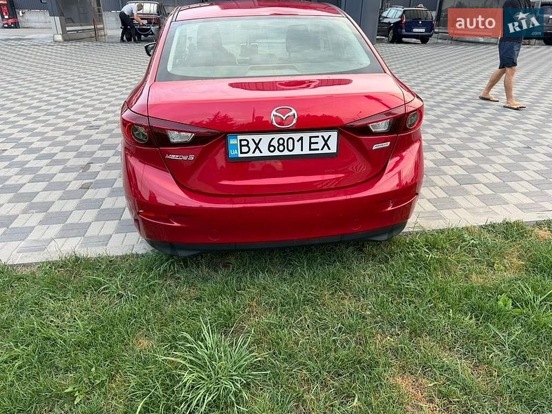 Седан Mazda 3 2015 в Хмельницком