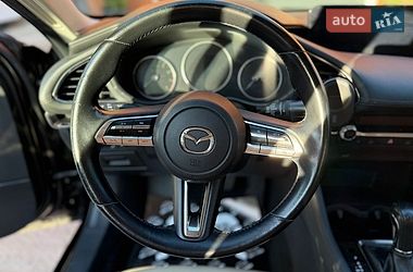 Седан Mazda 3 2020 в Ивано-Франковске