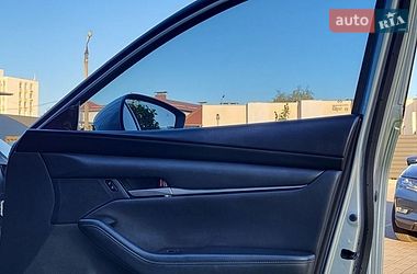 Седан Mazda 3 2020 в Черкасах