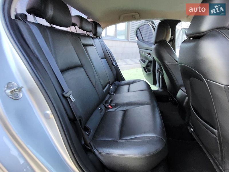 Седан Mazda 3 2020 в Черкасах