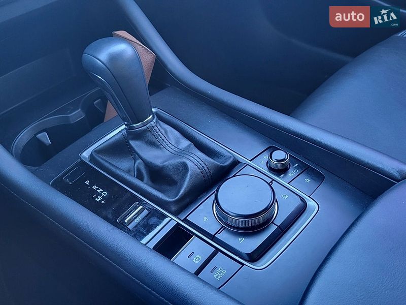 Седан Mazda 3 2020 в Черкасах
