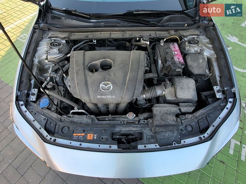 Седан Mazda 3 2020 в Черкасах