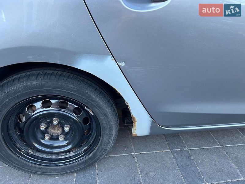 Седан Mazda 3 2011 в Кривом Роге