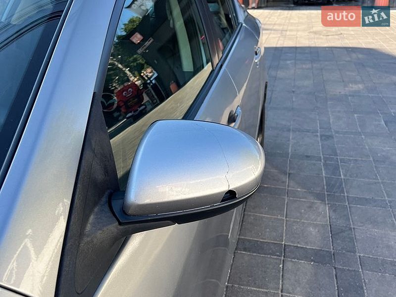 Седан Mazda 3 2011 в Кривом Роге