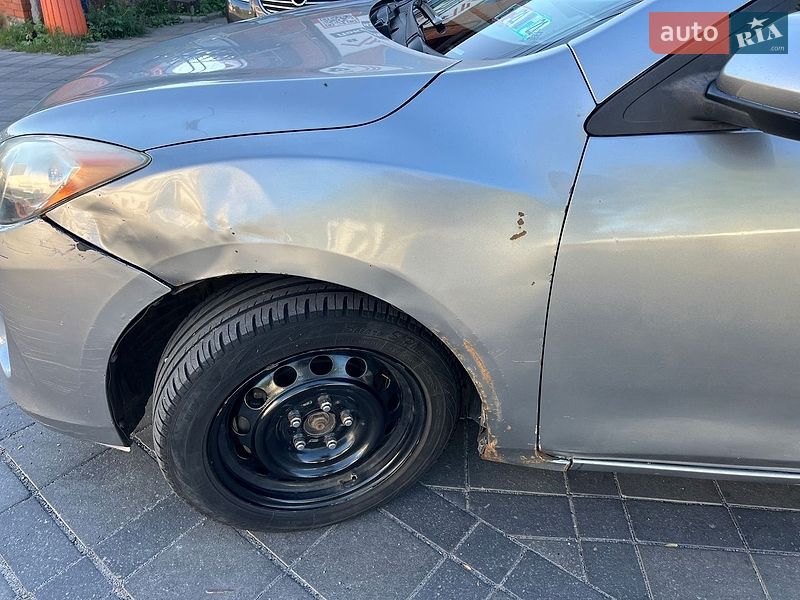 Седан Mazda 3 2011 в Кривом Роге