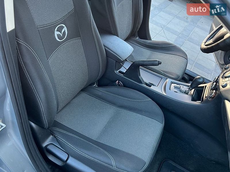 Седан Mazda 3 2011 в Кривом Роге