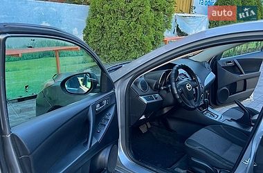 Седан Mazda 3 2011 в Кривом Роге