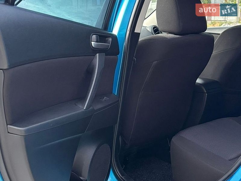 Хэтчбек Mazda 3 2009 в Калуше